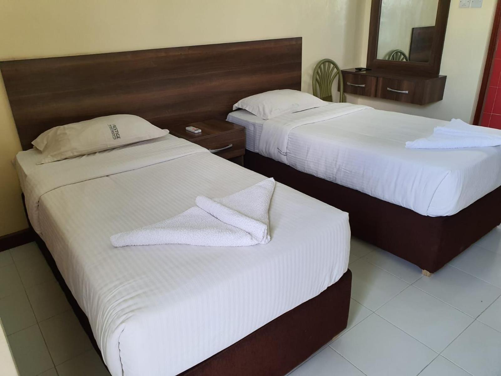 Prestige Leisure होटल के अलावा 4*